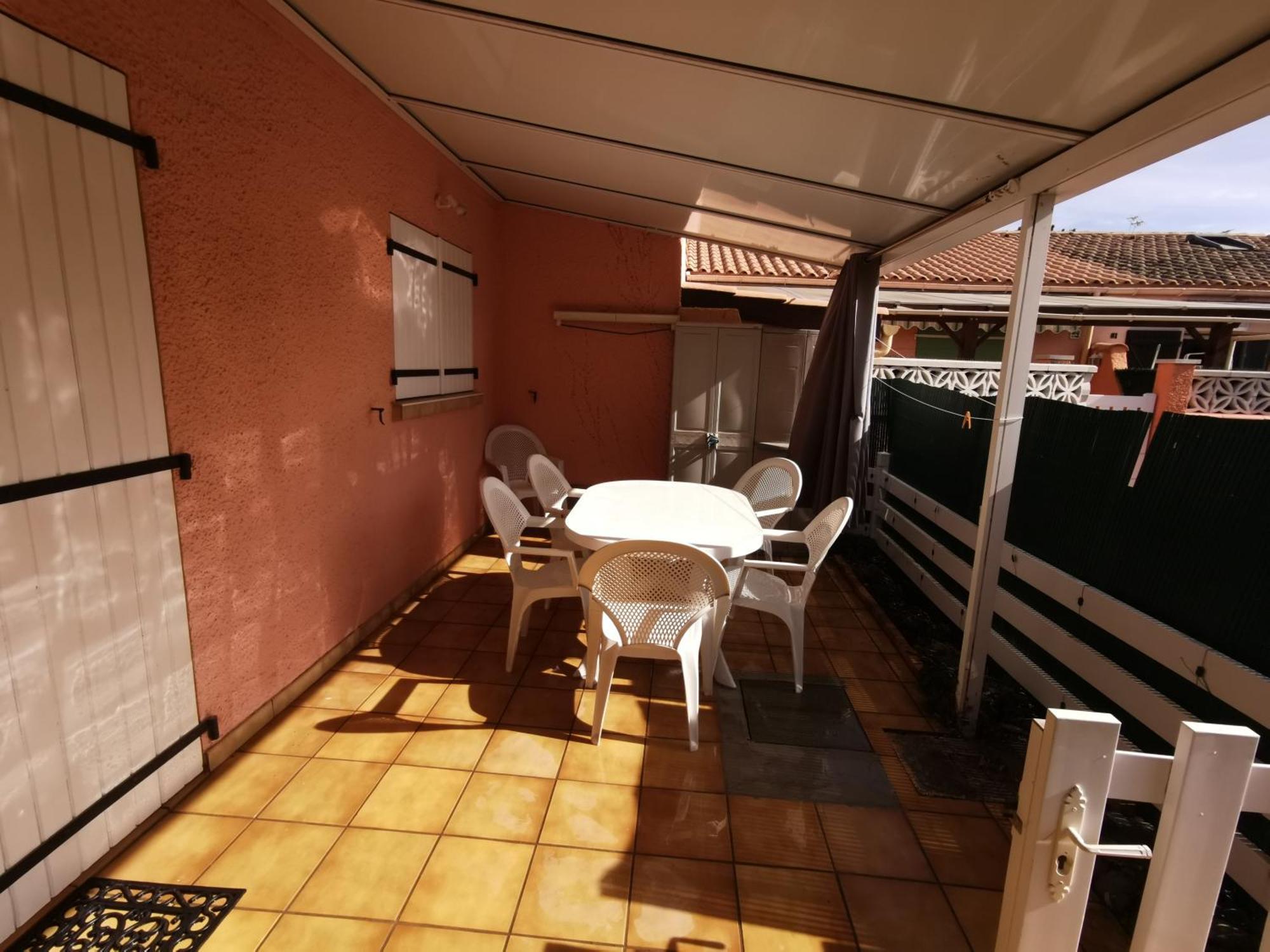 Les Lavandines: Charming Beachside Vacation Home with Terrace Argeles-sur-Mer Exterior photo